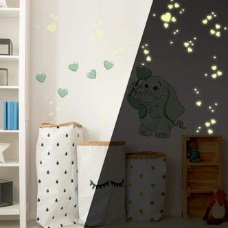 Baby Elephant with Hearts (green) Wall Stickers + Glow in the Dark Hearts 